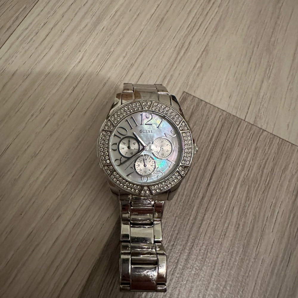 GUESS watch